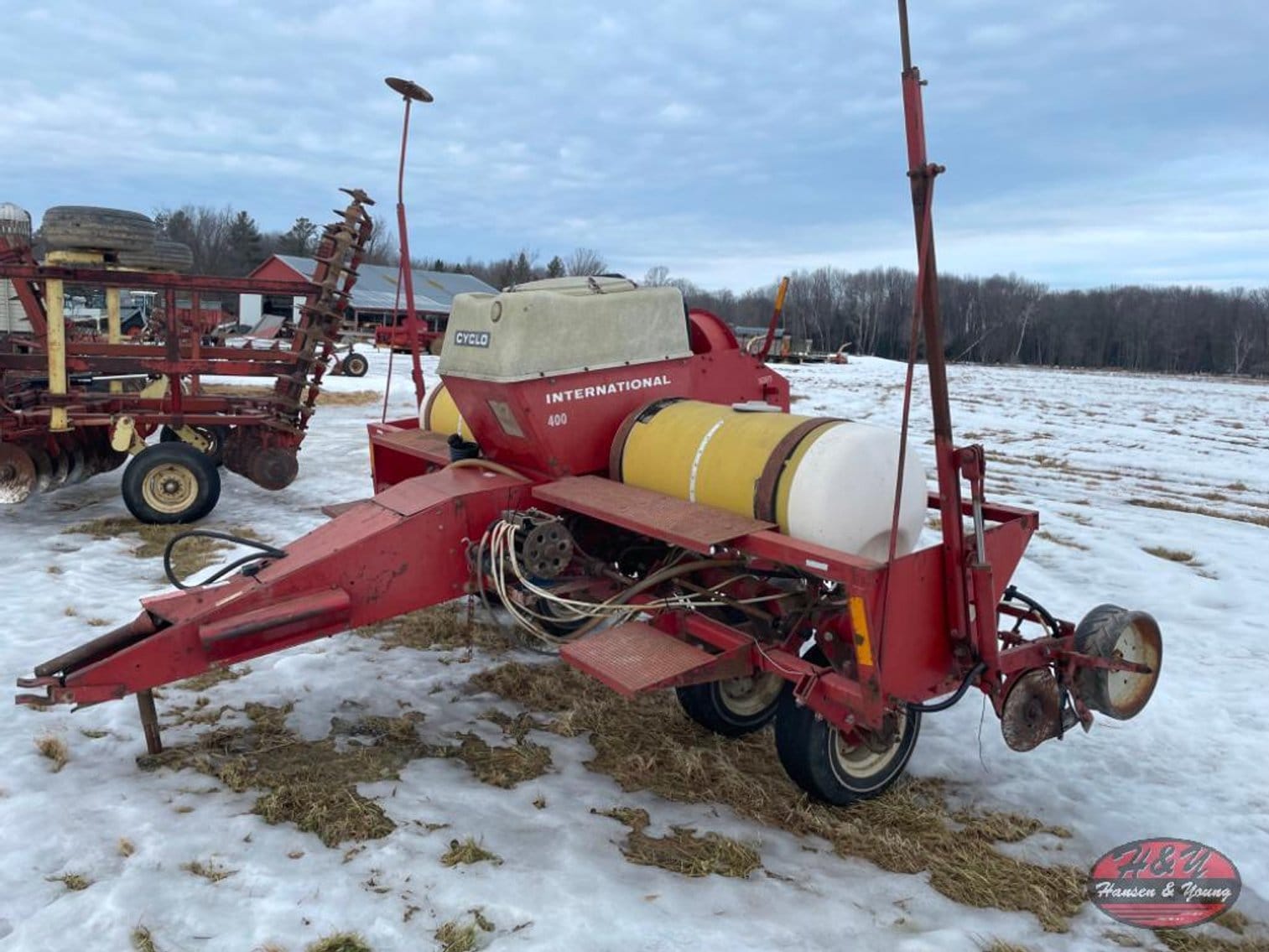 International Harvester 400 Equipment Image0
