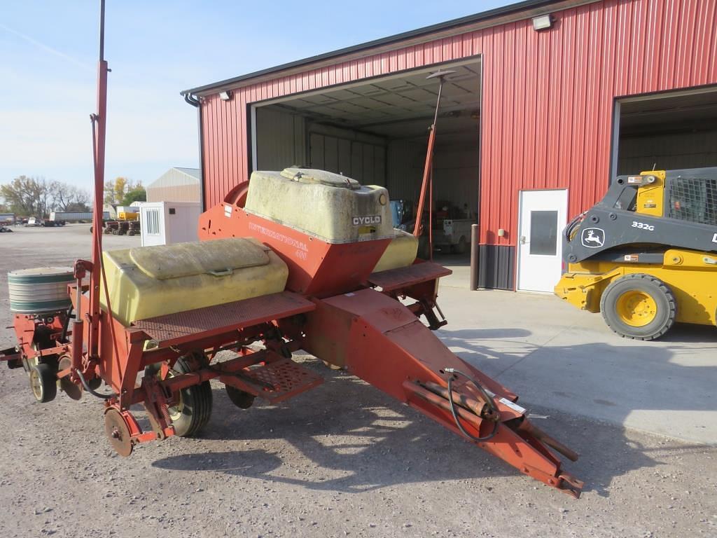 Image of International Harvester 400 Cyclo Image 1