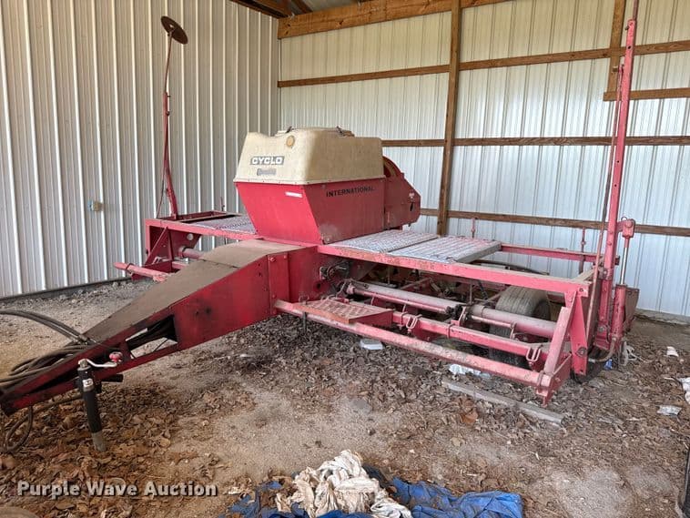 Image of International Harvester 400 Cyclo Primary image