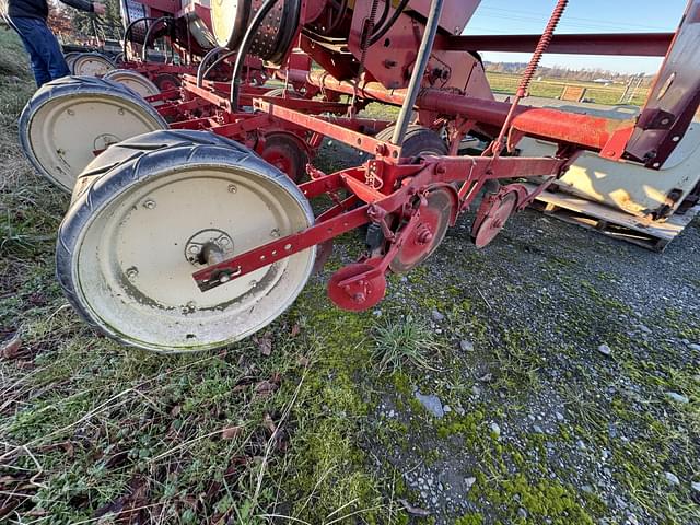 Image of International Harvester 400 Cyclo equipment image 3