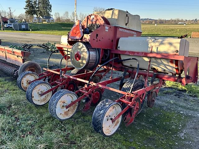 Image of International Harvester 400 Cyclo equipment image 4