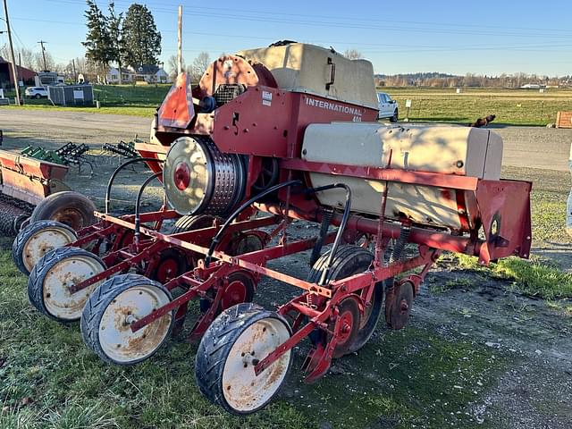 Image of International Harvester 400 Cyclo equipment image 3