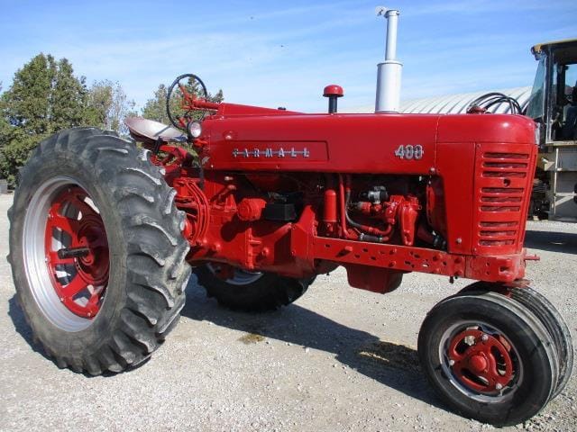 Main image Farmall 400