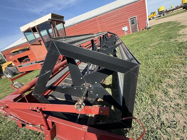 Image of International Harvester 4000 equipment image 1