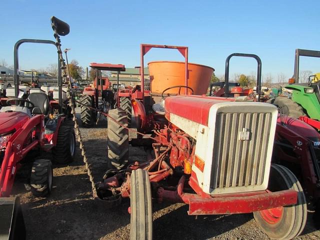 Image of International Harvester 404 equipment image 1