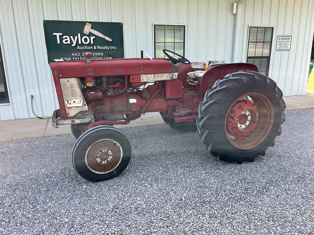 Image of International Harvester 404 Primary image