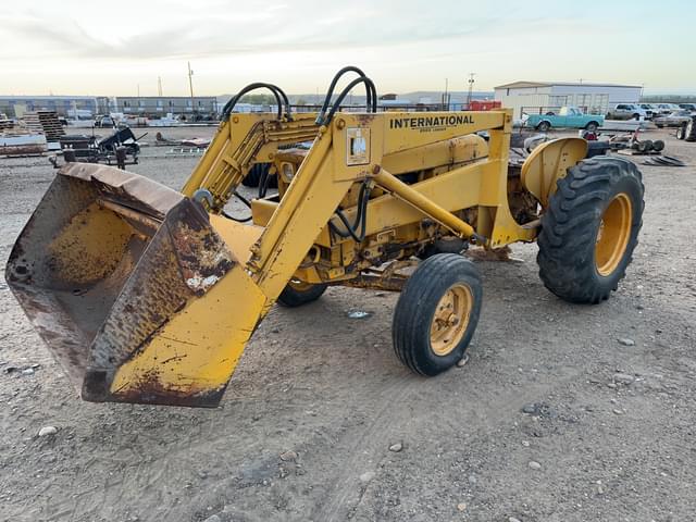 Image of International Harvester 404 equipment image 3