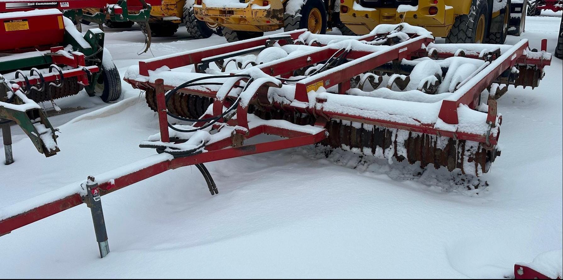 International Harvester 415 Equipment Image0