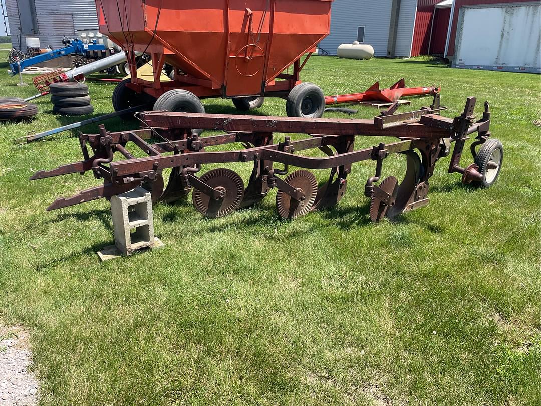 Image of International Harvester 416 Primary image