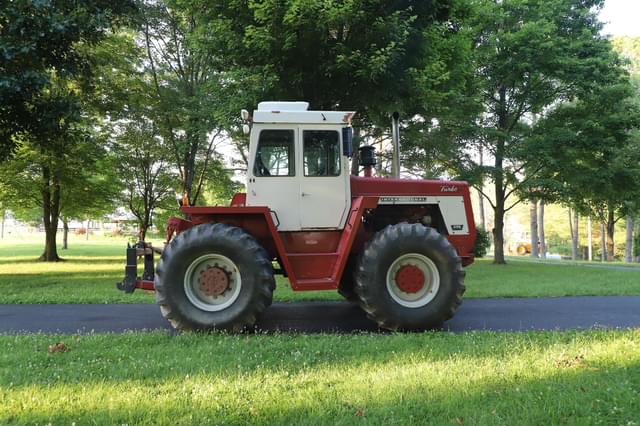 Image of International Harvester 4166 equipment image 1