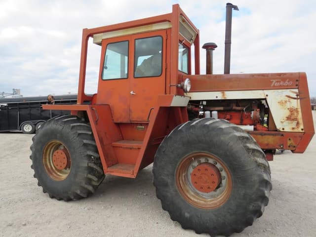 Image of International Harvester 4166 equipment image 3