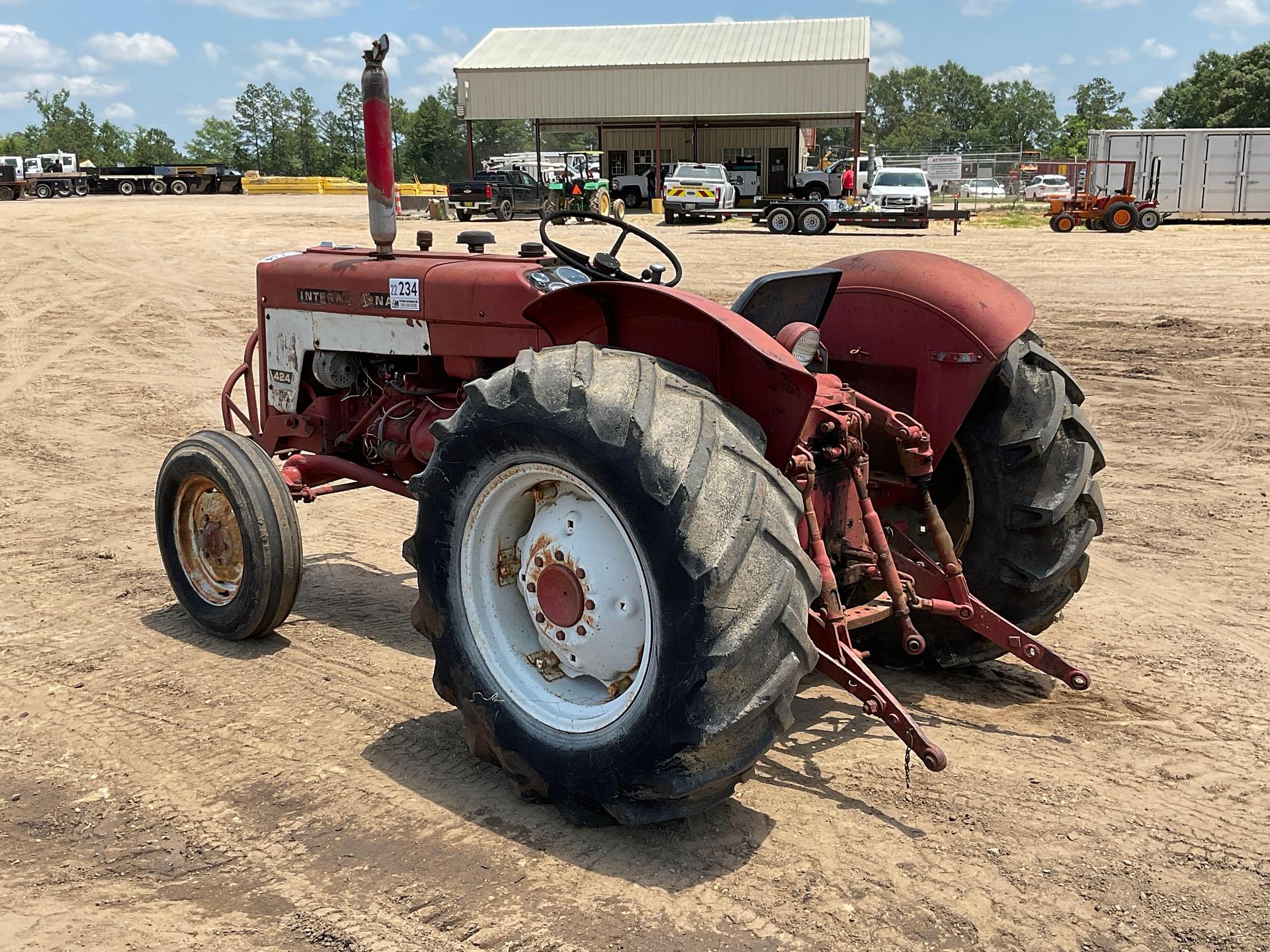 International Harvester 424 Tractors 40 to 99 HP for Sale | Tractor Zoom