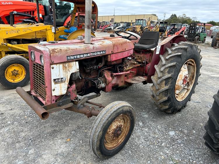 International Harvester 424 Tractors 40 to 99 HP for Sale | Tractor Zoom