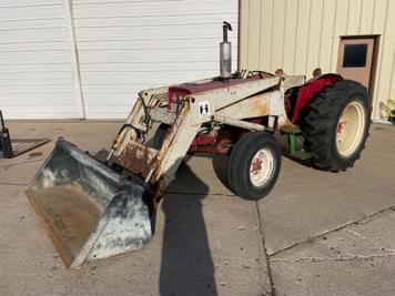 Main image International Harvester 424