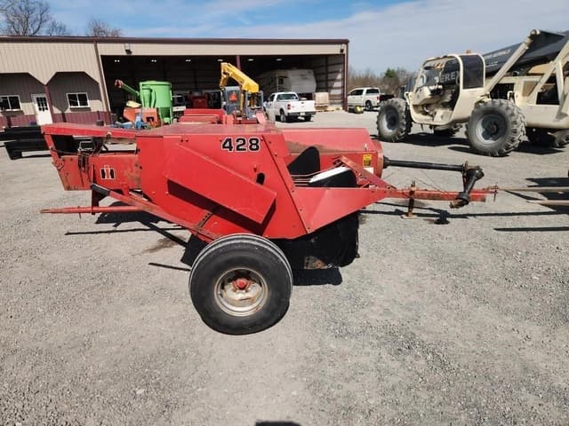 Image of International Harvester 428T equipment image 1
