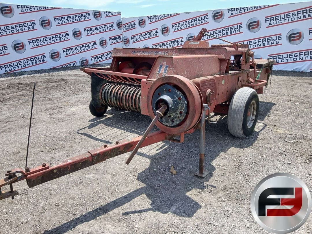 Image of International Harvester 428T Primary image