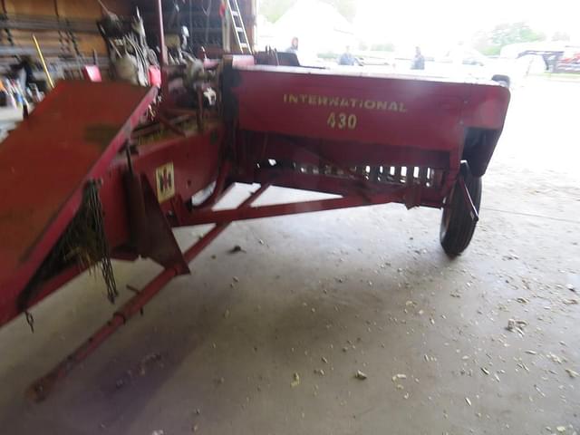 Image of International Harvester 430 equipment image 4