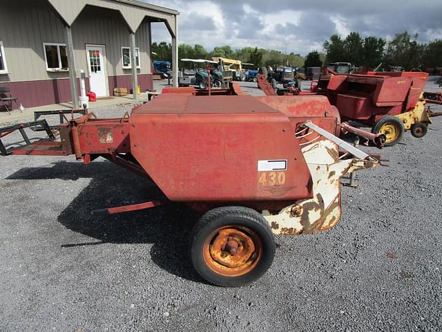 Image of International Harvester 430 equipment image 1