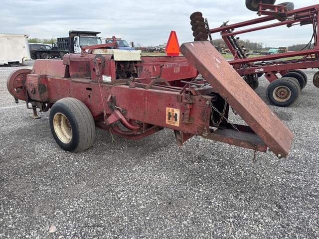 Image of International Harvester 430 equipment image 1