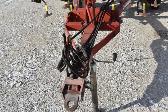 Image of International Harvester 4300 equipment image 4