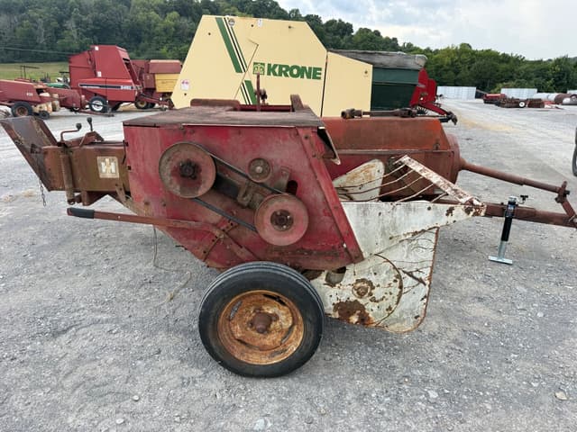 Image of International Harvester 430 equipment image 3