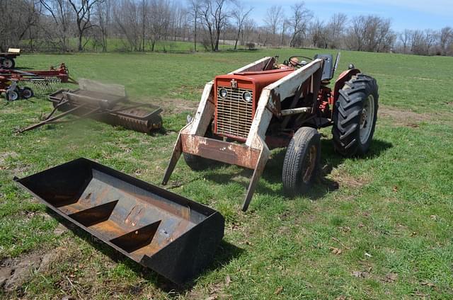 Image of International Harvester 434 equipment image 1