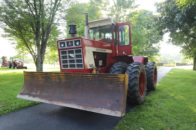 Image of International Harvester 4366 equipment image 1