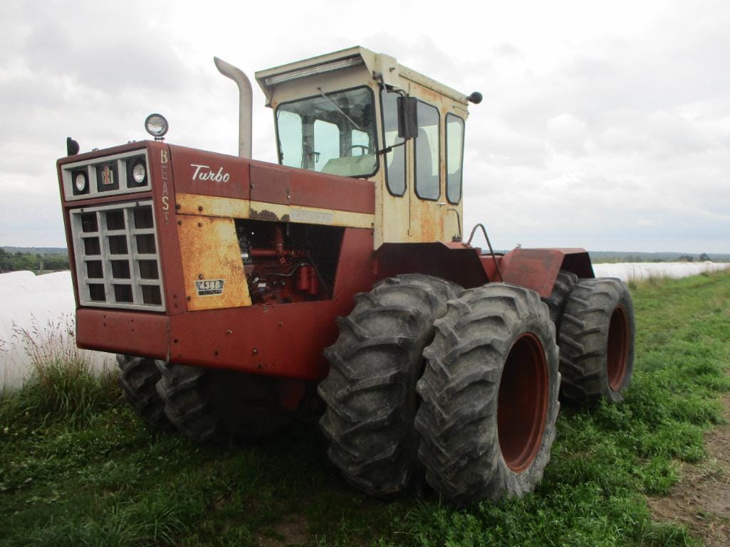 Main image International Harvester 4366