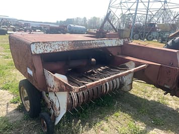 Main image International Harvester 440