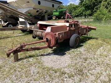 Main image International Harvester 440