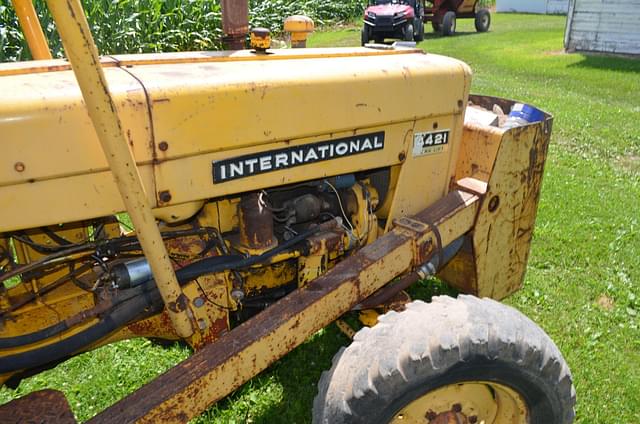 Image of International Harvester 4421 equipment image 4