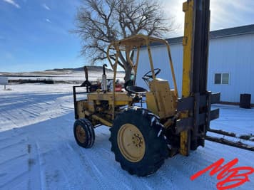 Main image International Harvester 4421