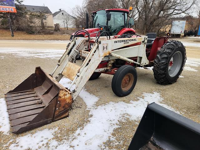 Image of International Harvester 444 equipment image 1