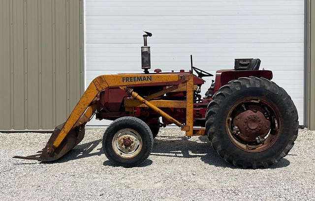 Image of International Harvester 444 equipment image 3