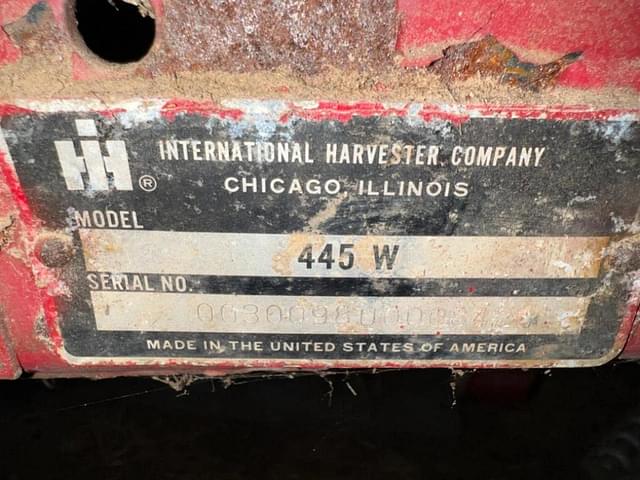 Image of International Harvester 445 equipment image 2