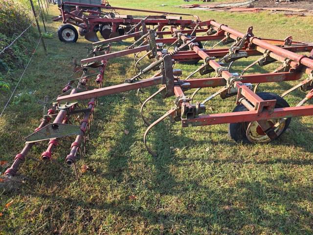 Image of International Harvester 45 equipment image 4
