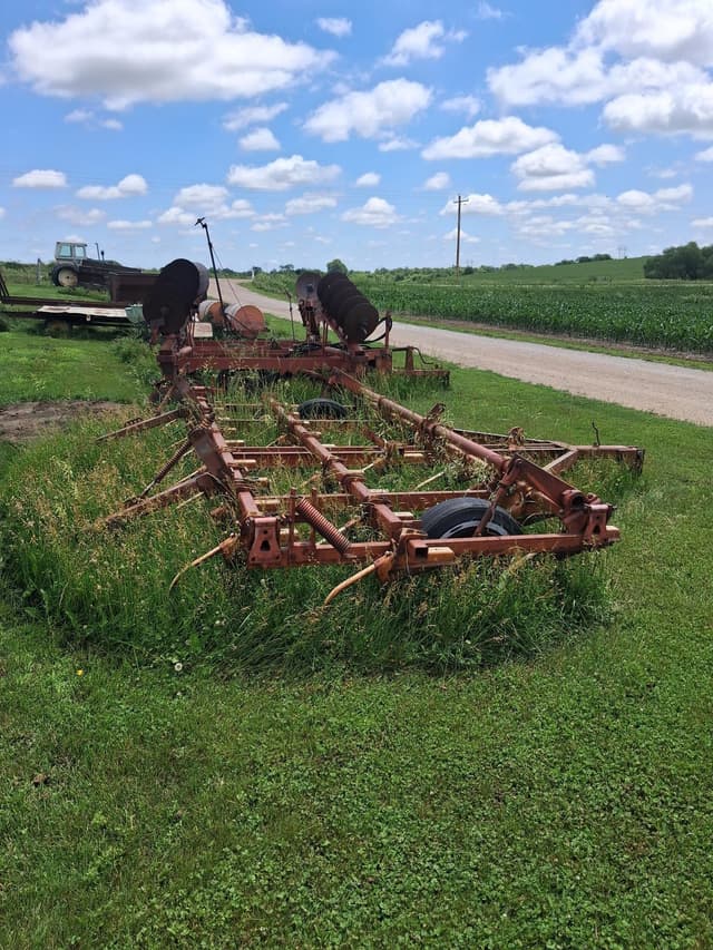 Image of International Harvester 45 equipment image 3