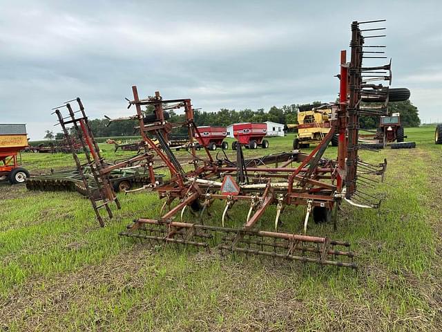 Image of International Harvester 45 equipment image 3