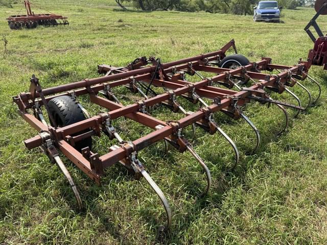 Image of International Harvester 45 equipment image 3