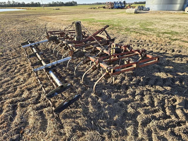 Image of International Harvester 45 equipment image 4