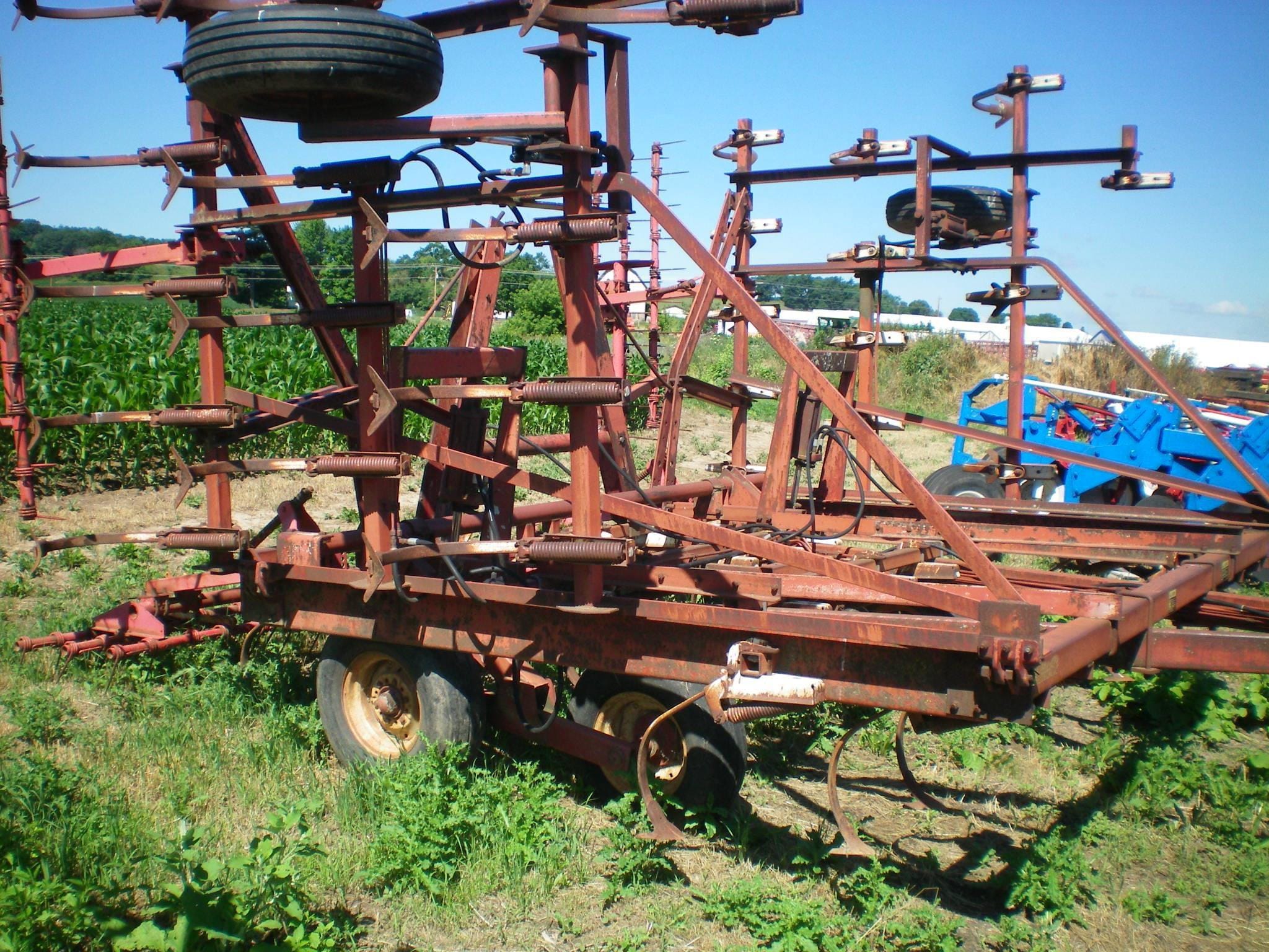 International 45 Equipment Image0