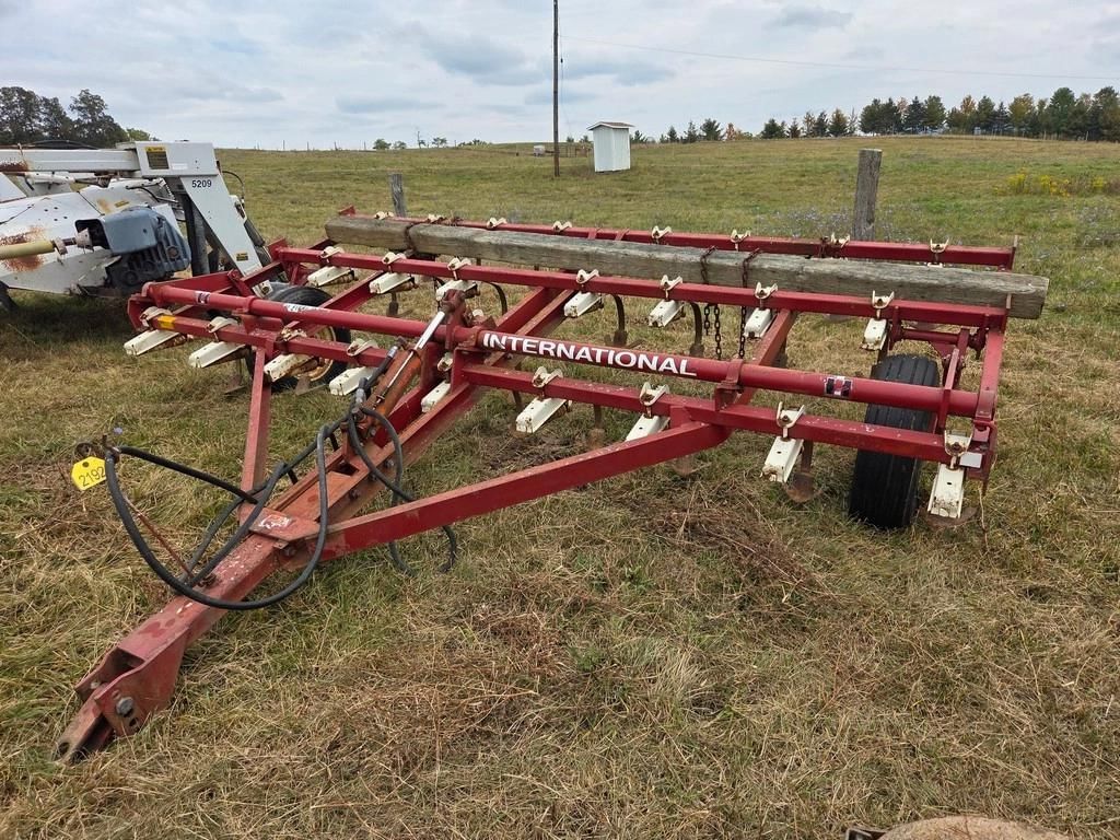 International Harvester 45 Equipment Image0