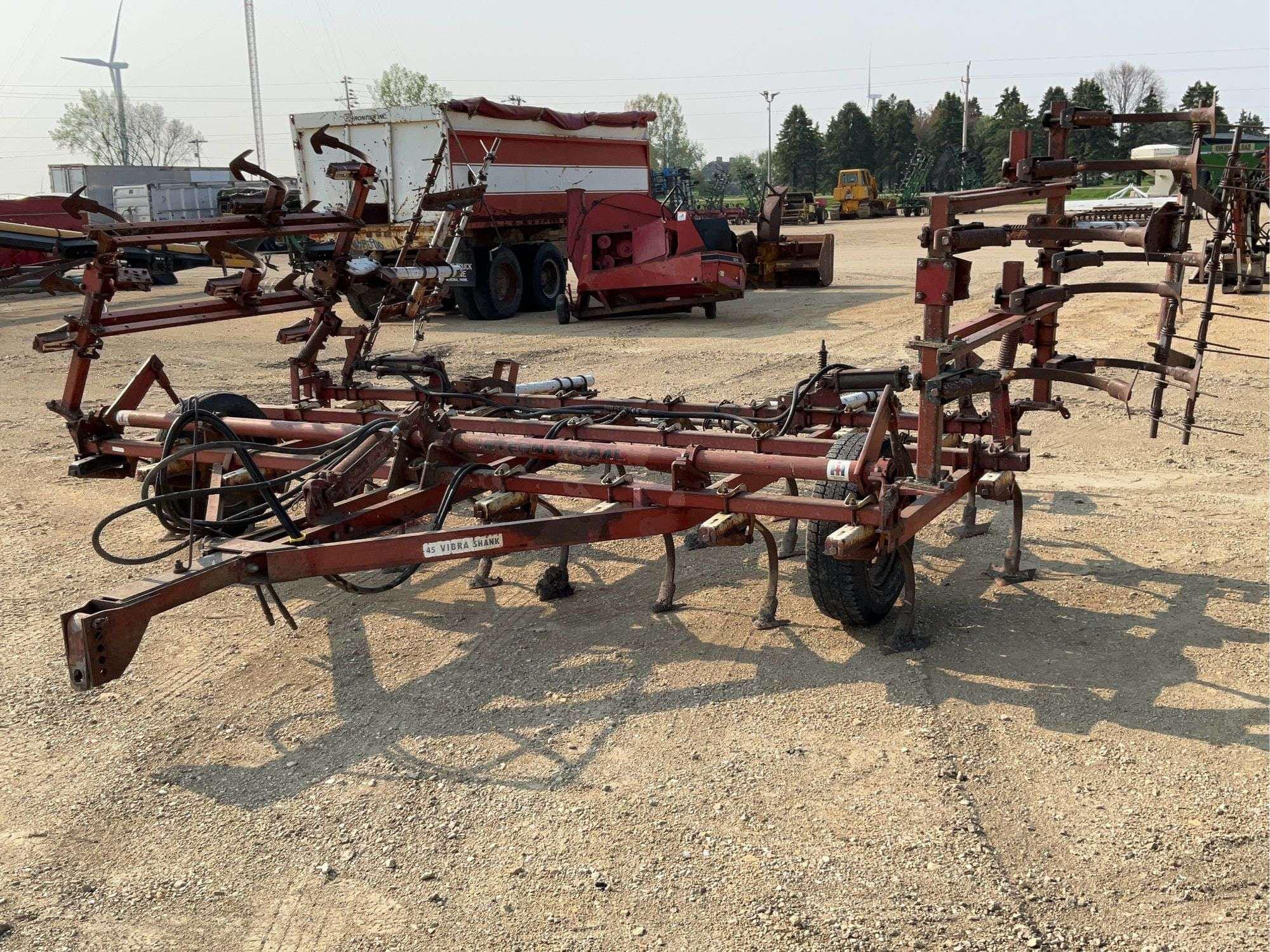 Main image International Harvester 45