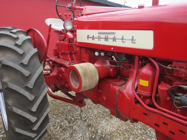 Image of Farmall 450 equipment image 3