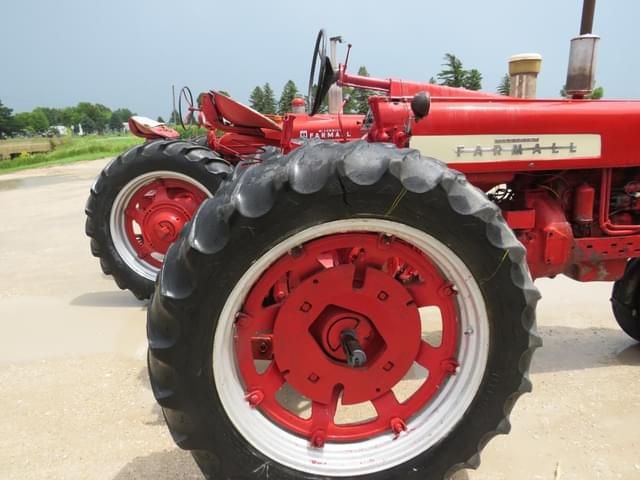 Image of Farmall 450 equipment image 4