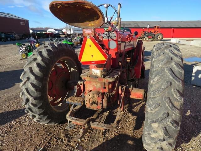 Image of International Harvester 450 equipment image 3