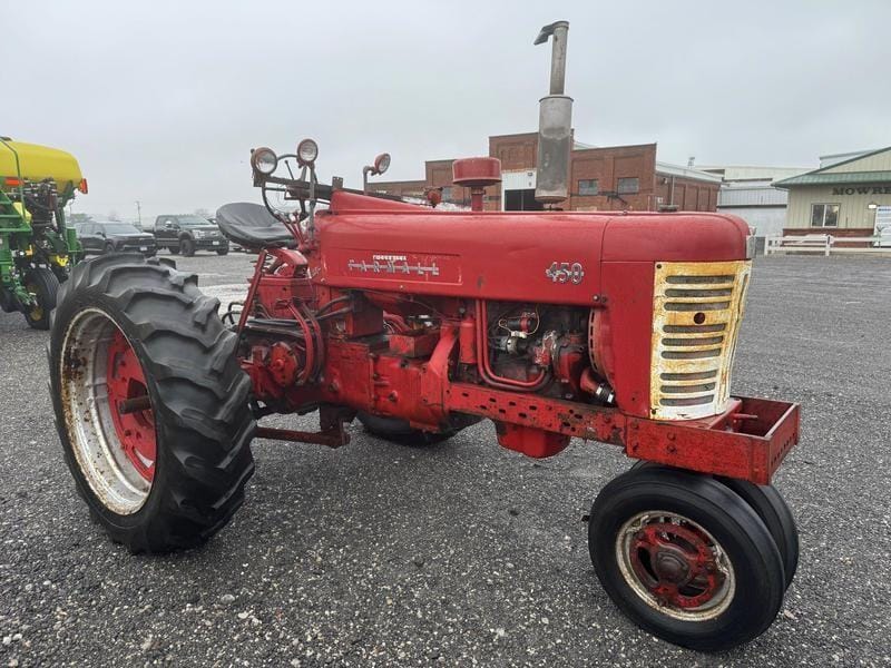 International Harvester 450 Equipment Image0