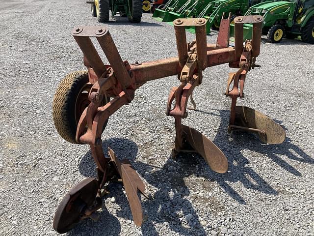 Image of International Harvester 450 equipment image 4
