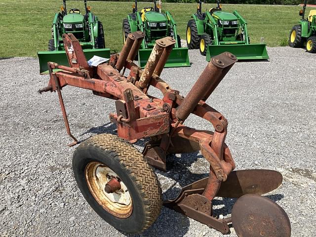 Image of International Harvester 450 equipment image 1