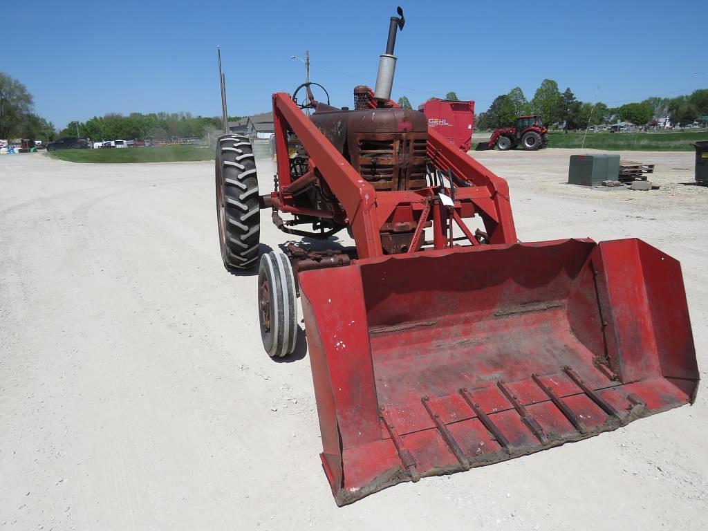 Image of International Harvester 450 Primary image